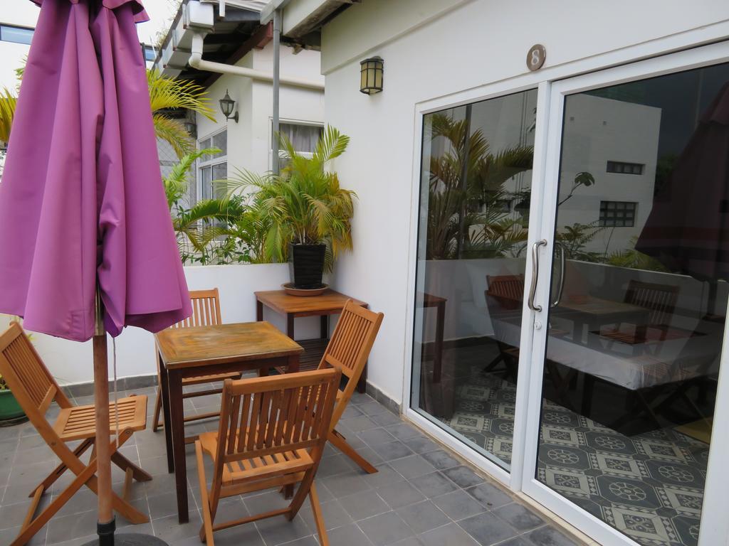 The Little Garden Boutique Hotel Phnom Penh Exterior photo